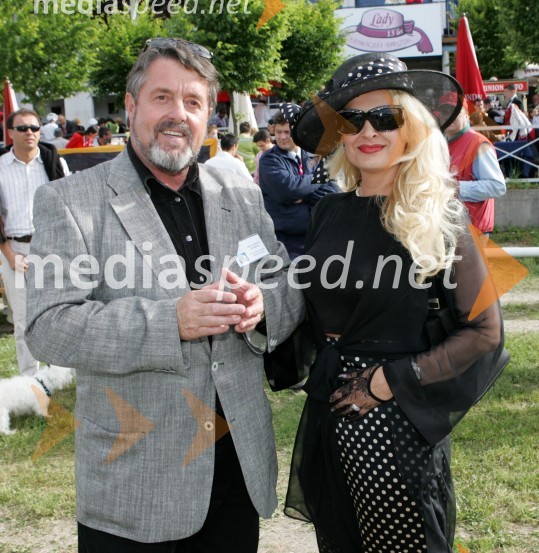 Ciril Smrkolj, nekdanji minister za kmetijstvo in pevka Helena Blagne - ZamanLady piknik