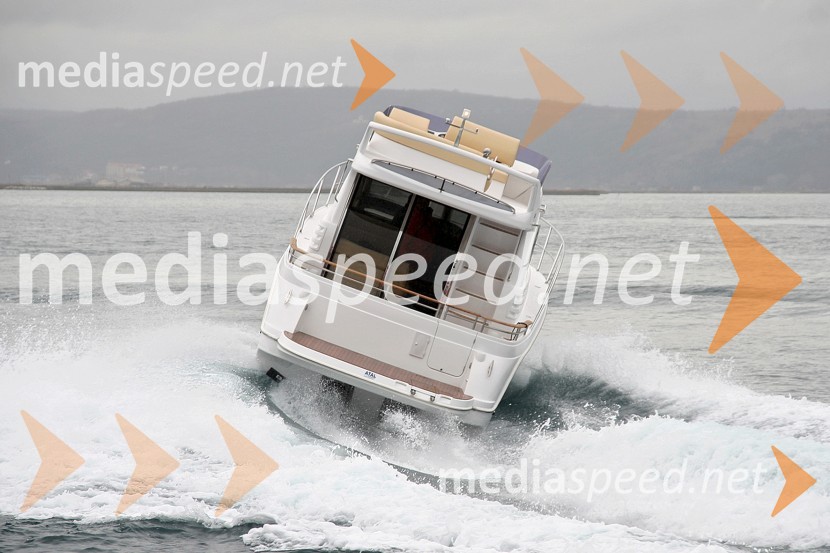Galeon 330Galeon 330, test