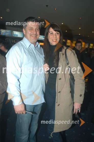 Zlatan Zuhrić Zuhra, komik s soprogo AsjoPremiera filma Armin v Cinestaru