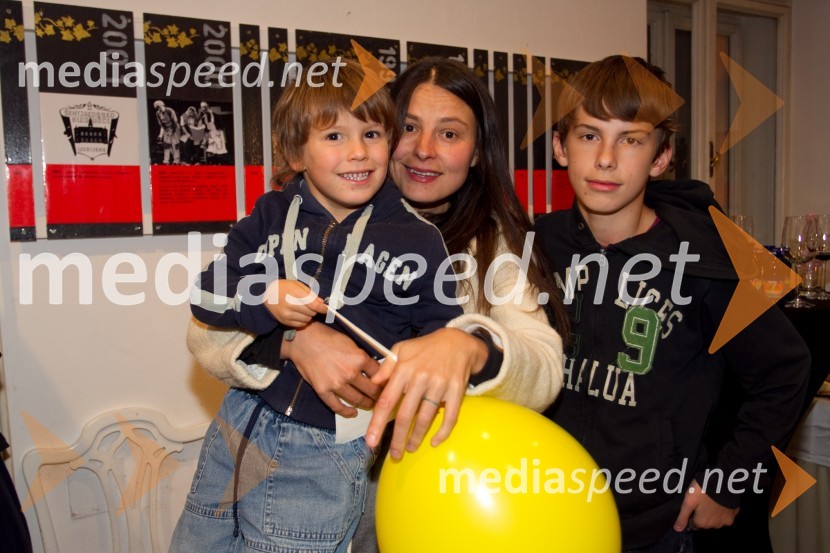 Vitomil; Simona Semenič, dramaturginja; ČrtomirPazi, Pika!, premiera predstave LGL