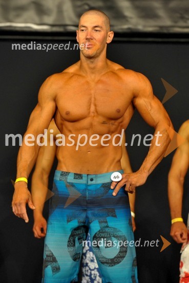 Karmeno CavlovicMaxximum Open 2013: bikini, fitness in bodybuilding