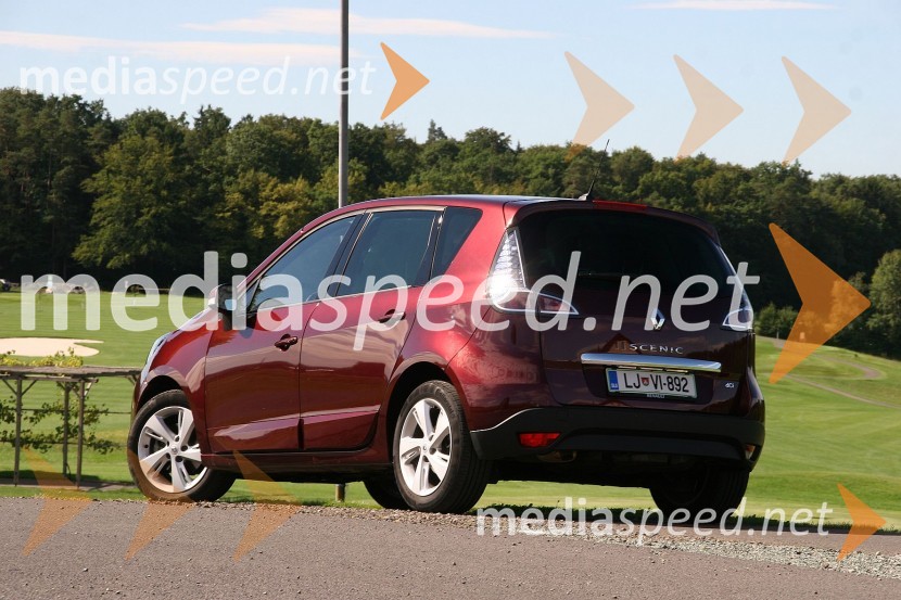 Renault Scenic 1.5 dCi 110 Energy DynamiqueRenault Scenic 1.5 dCi 110 Energy Dynamique, mediaspeed test
