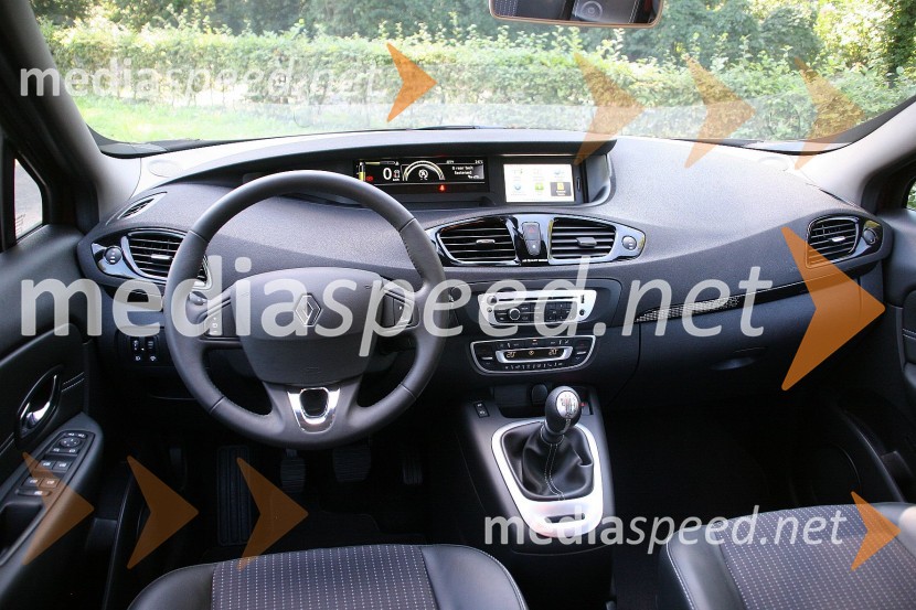 Renault Scenic 1.5 dCi 110 Energy Dynamique, notranjostRenault Scenic 1.5 dCi 110 Energy Dynamique, mediaspeed test