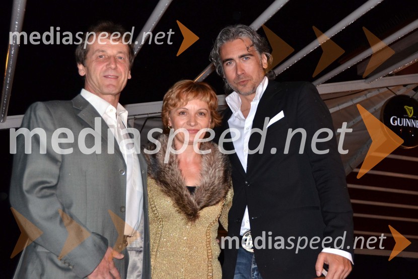 Janko Čretnik, direktor Festivala evropskega in mediteranskega filma v PiranuBranka Čretnik, vodja distribucije in marketinga pri podjetju Cenex d.o.o.; Jan Plestenjak, pevec&nbsp;4. Festival evropskega in mediteranskega filma