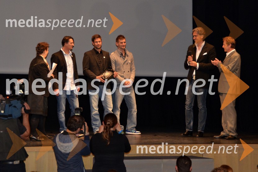 Ekipa dokumentarnega filma 