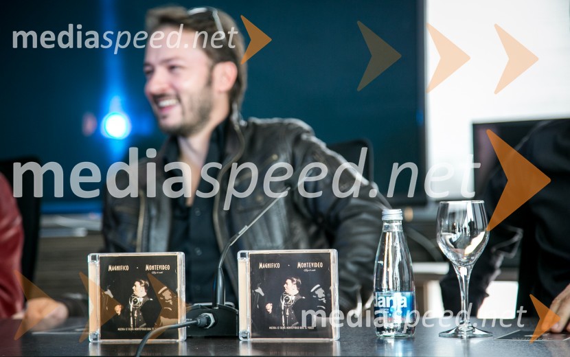 Aleksander 
Pešut - Schatzi, glasbenikMagnifico predstavlja nov album - Montevideo, bog te video