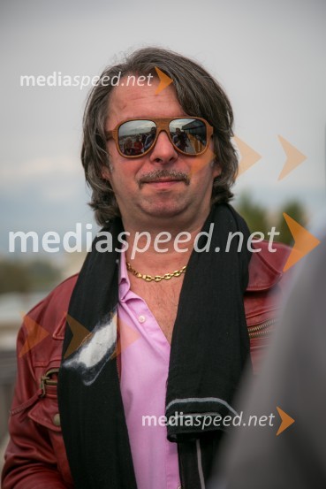 Robert Pešut-Magnifico, glasbenikMagnifico predstavlja nov album - Montevideo, bog te video