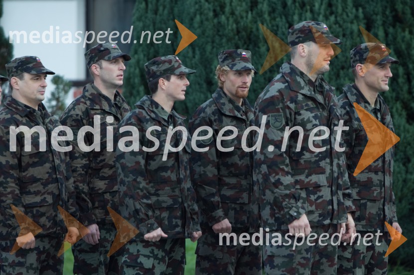 Športniki na usposabljanju v vojašnici Boštjana KekcaVrhunski slovenski športniki na usposabljanju v vojski, Bohinjska Bela