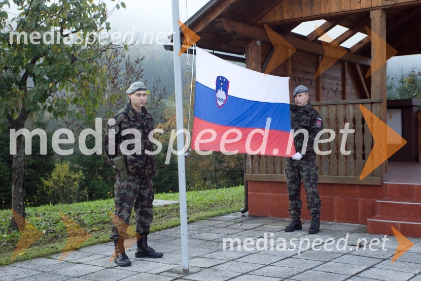 Športniki na usposabljanju v vojašnici Boštjana KekcaVrhunski slovenski športniki na usposabljanju v vojski, Bohinjska Bela