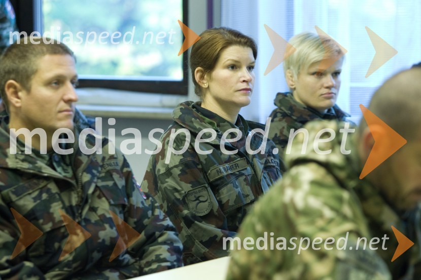 Nuša Rajher, taekwandooistkaVrhunski slovenski športniki na usposabljanju v vojski, Bohinjska Bela