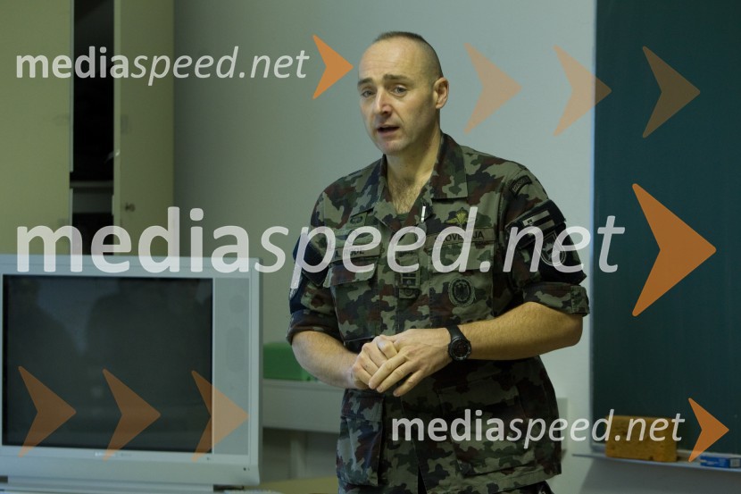 Anže Rode, poveljnik 132. gorskega bataljona Slovenske vojskeVrhunski slovenski športniki na usposabljanju v vojski, Bohinjska Bela