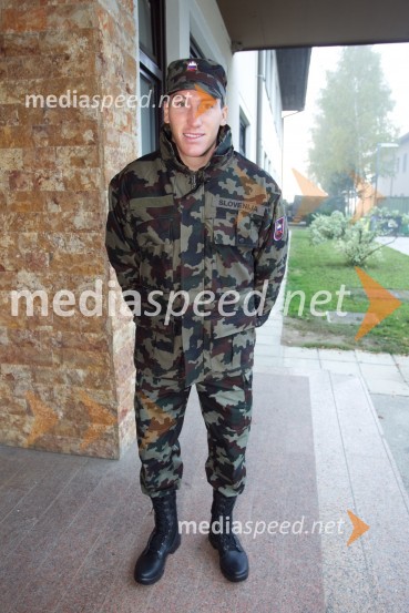 Luka Božič, veslačVrhunski slovenski športniki na usposabljanju v vojski, Bohinjska Bela