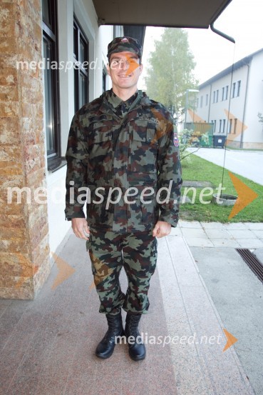 Peter Kauzer, veslačVrhunski slovenski športniki na usposabljanju v vojski, Bohinjska Bela