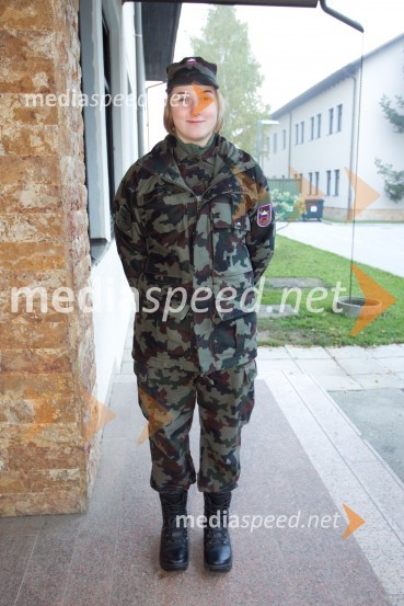 Teja Zupan,&nbsp;plavalkaVrhunski slovenski športniki na usposabljanju v vojski, Bohinjska Bela