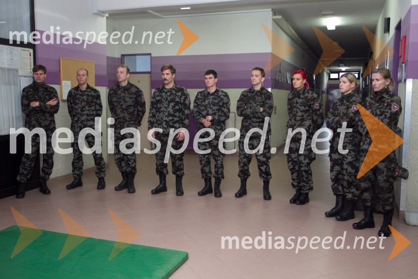 Športniki na usposabljanju v vojašnici Boštjana KekcaVrhunski slovenski športniki na usposabljanju v vojski, Bohinjska Bela