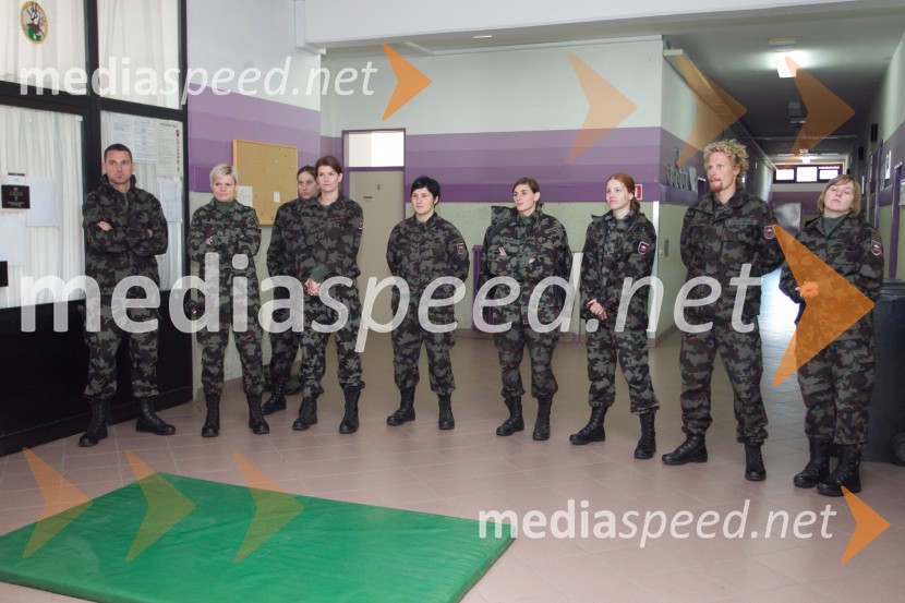 Športniki na usposabljanju v vojašnici Boštjana KekcaVrhunski slovenski športniki na usposabljanju v vojski, Bohinjska Bela