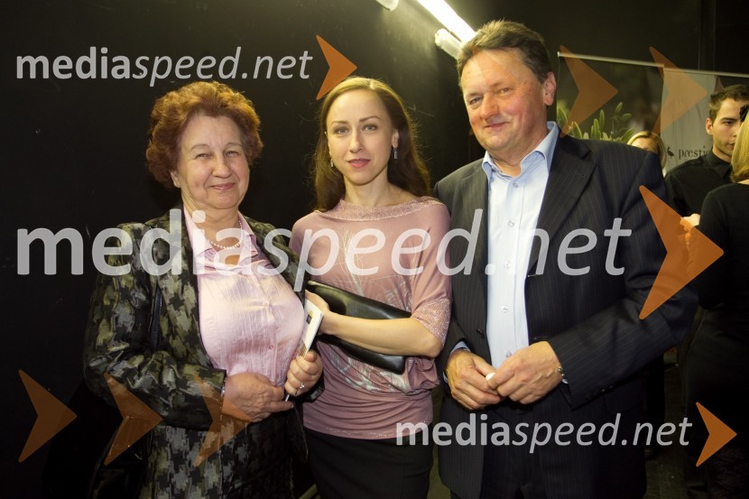 Elvira Kmetec; Tjaša Kmetec, baletka; Marjan KmetecTrnuljčica, premiera baleta
