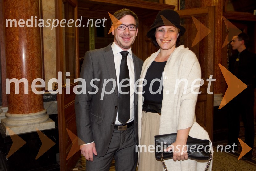 Darko Vidic, član Slovenskega okteta; Nuška Drašček, pevkaTrnuljčica, premiera baleta