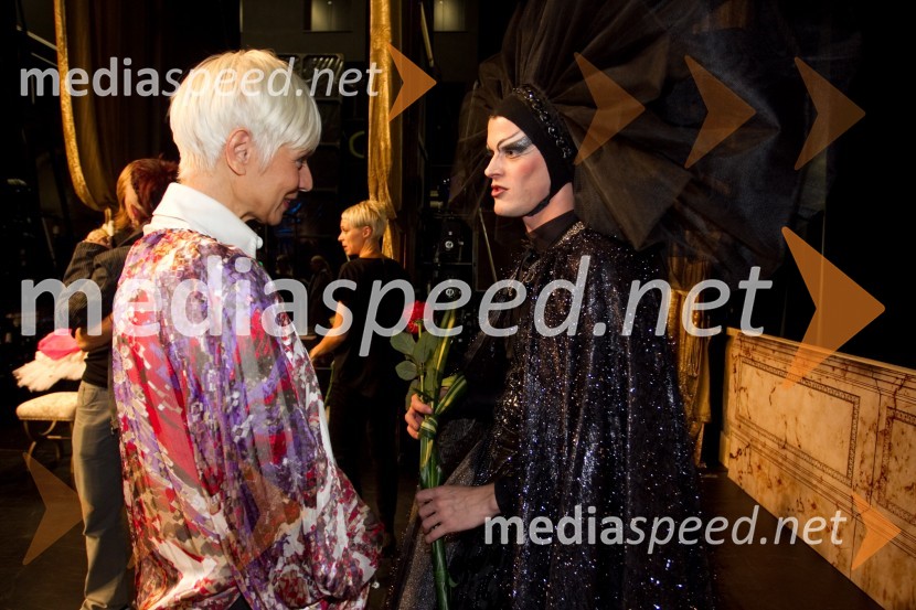 Barbra Drnač, novinarka; Lukas Zuslchlag, baletnikTrnuljčica, premiera baleta