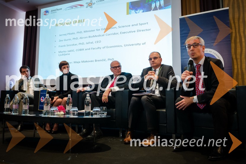 Dr. Frenk Smrekar, direktor Jafral d.o.o.; dr. Maja Makovec Brenčič, 
prodekanja za razvoj na Ekonomski fakulteti v Ljubljani; dr. Zev Gurion,
izvršni direktor Akron BioMedical Corridor; prof. dr. Marko Jaklič, 
Ekonomska fakulteta v Ljubljani; dr. Jernej Pikalo, minister za 
izobraževanje, znanost in športU.S. – Slovenia Business Bridge, razvojna in investicijska konferenca, prvi dan