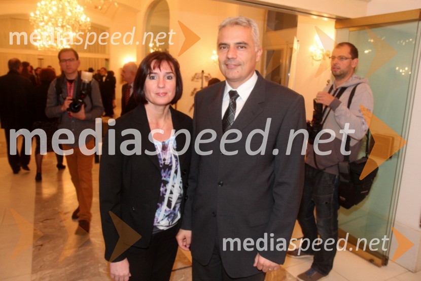 Danijel Lorbek, direktor Policijske uprave Maribor; soproga Tanja48. Borštnikovo srečanje 2013, otvoritev festivala