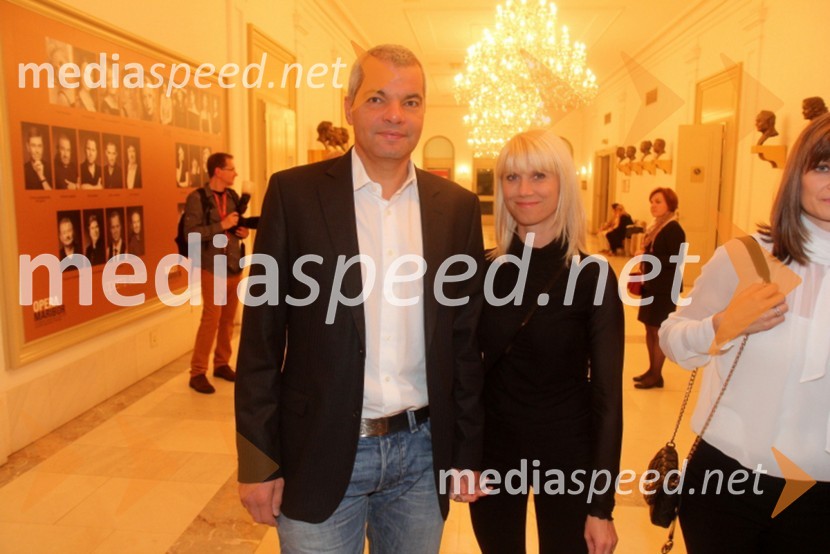 Saša Arsenovič, solastnik Galerije Gosposka ter kavarne, restavracije in vinoteke Rožmarin; soproga Nina Arsenovič, direktorica Mladinskega kulturnega centra Maribor48. Borštnikovo srečanje 2013, otvoritev festivala