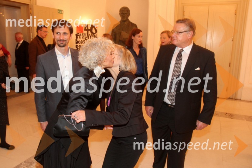 Alja Predan, umetniška direktorica Festivala Borštnikovo srečanje; Minu Kjuder, igralka48. Borštnikovo srečanje 2013, otvoritev festivala