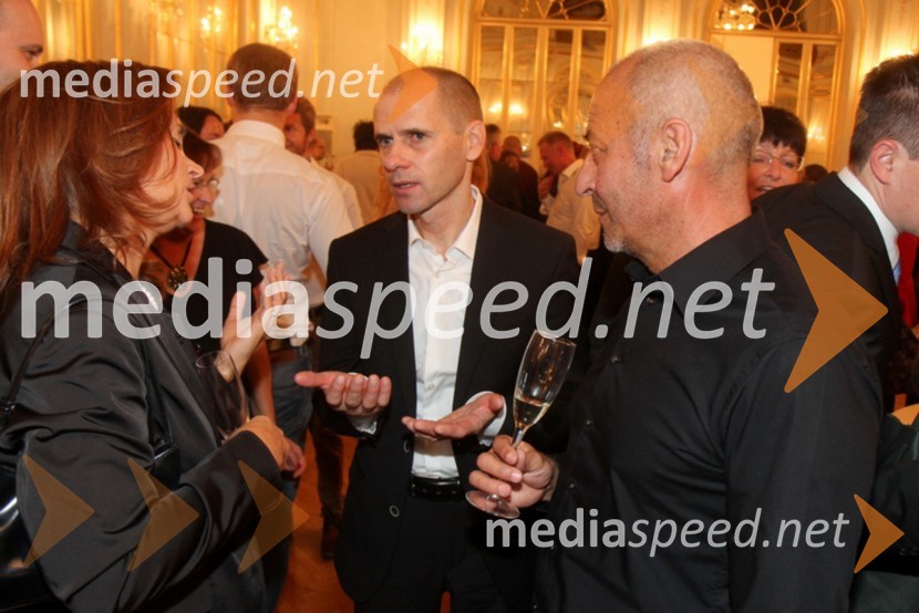 Dr. Suzana Žilič Fišer, generalna direktorica Zavoda Maribor 2012 – EPK; dr. Uroš Grilc, minister za kulturo; Dragan Bosnič, poslanec48. Borštnikovo srečanje 2013, otvoritev festivala