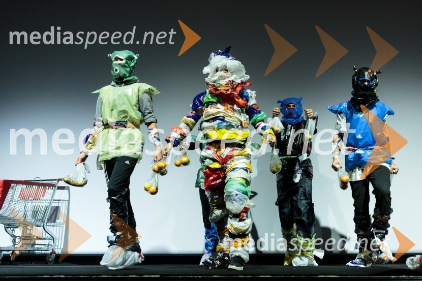 Bagfoot in plesalci - plesni spektakel I'm BAGSmeti, slovenska premiera dokumentarnega filma