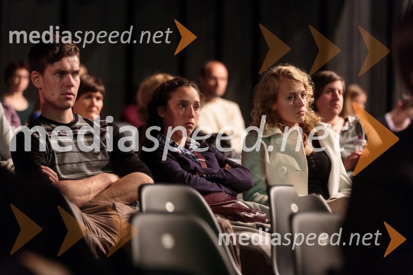 Gledalci v Kinu ŠiškaSmeti, slovenska premiera dokumentarnega filma