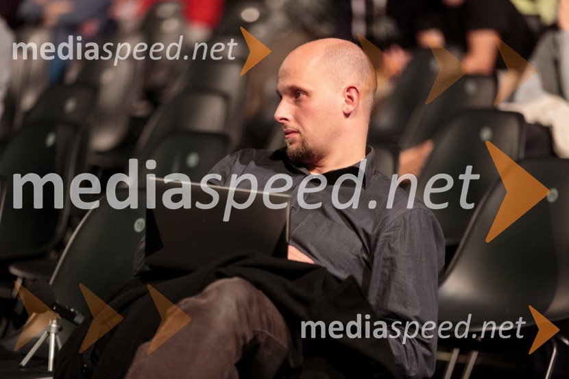 Smeti, slovenska premiera dokumentarnega filma