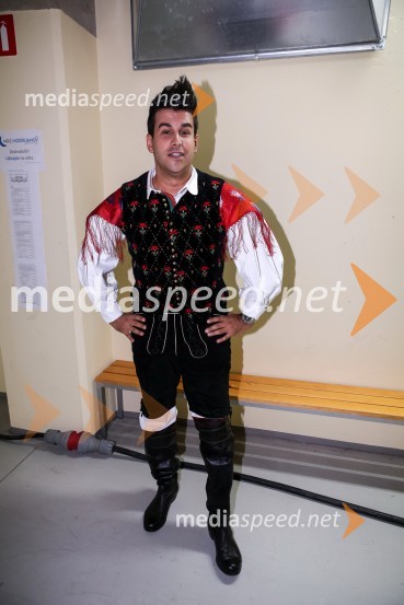 Domen Kumer, pevecNoč Modrijanov 2013