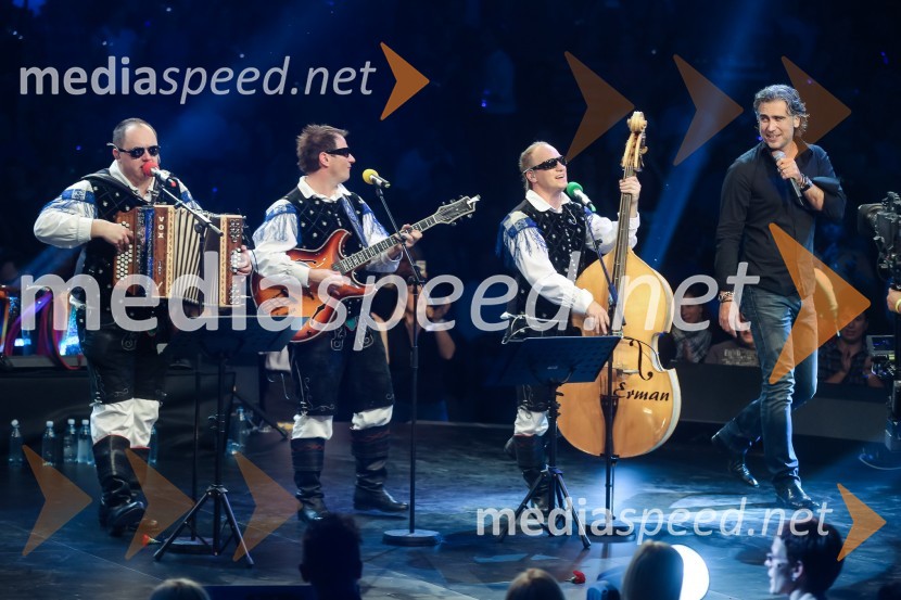 Rok Švab; Peter Oset;&nbsp;Franjo Oset, člani skupine Modrijani; Jan Plestenjak, pevecNoč Modrijanov 2013