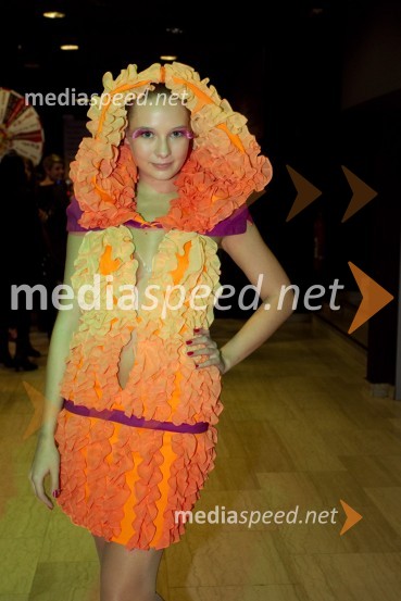 Pia Ocepek, oblikovalkaČokoladna modna revija Čokoljana