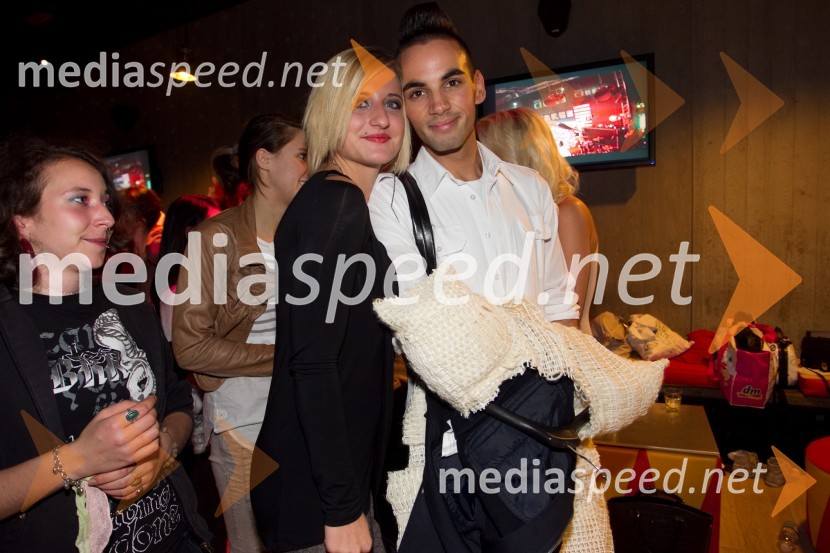 Nina Grubar, oblikovalka; Erik Pižent, oblikovalecČokoladna modna revija Čokoljana