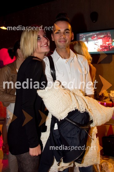 Nina Grubar, oblikovalka; Erik Pižent, oblikovalecČokoladna modna revija Čokoljana