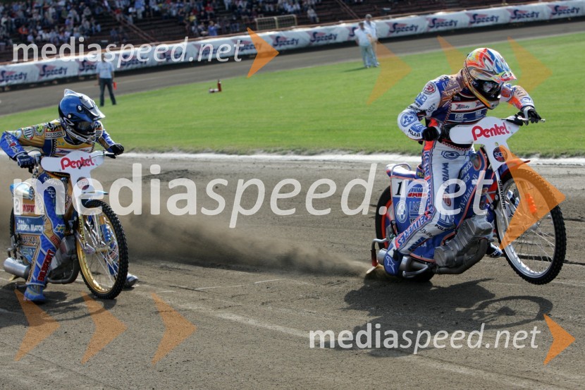 Tony Rickardsson, Švedska (levo) in Jason Crump, Avstralija (desno)SPEEDWAY, Speedway Grand Prix - VN Poljske 2005 trening