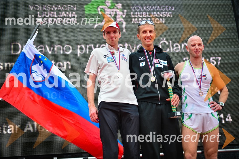 Robert Kotnik, 2. mesto DP na 42km; Anton Kosmač, zmagovalec DP na 42km; Aleš Žontar, 3. mesto DP na 42km18. Ljubljanski maraton 2013