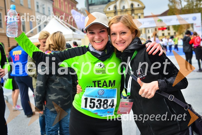 Alenka Gotar, pevka; Tina Hižar, urednica revije Antena18. Ljubljanski maraton 2013