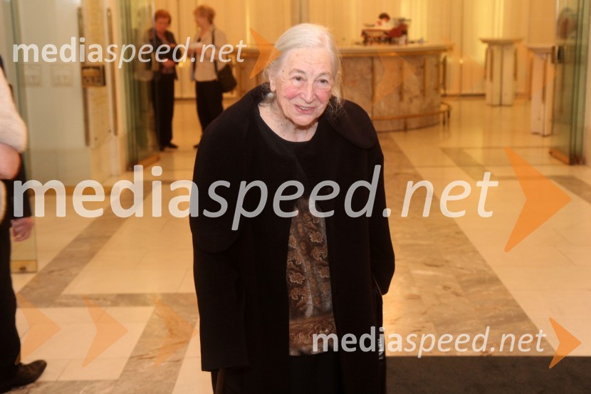 Štefka Drolc, igralka in dobitnica Borštnikovega prstana 198348. Borštnikovo srečanje, zaključek in podelitev Borštnikovega prstana