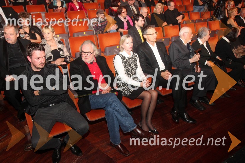 Diego de Brea, umetniški direktor Drama SNG Maribor; Ranko Novak; dr. Marta Macedoni Lukšič, pediatrinja; Igor Lukšič, predsednik SD; Aleksander Valič, igralec in dobitnik Borštnikovega prstana 2008; soproga Dana Valič48. Borštnikovo srečanje, zaključek in podelitev Borštnikovega prstana