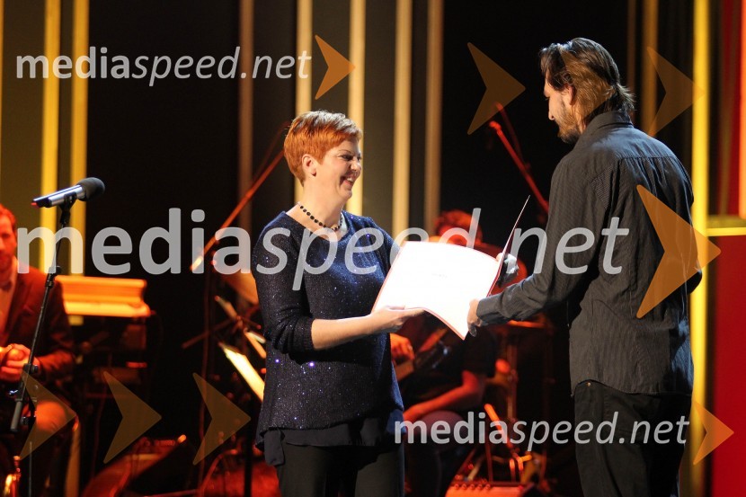 Mirjam Drnovšček, direktorica Prešernovega gledališča Kranj; Gregor Butala, predsednik Društva gledaliških kritikov in teatrologov Slovenije48. Borštnikovo srečanje, zaključek in podelitev Borštnikovega prstana