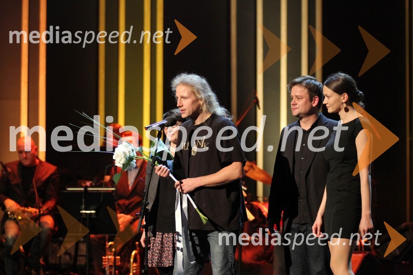 Jaka Andrej Vojevec, režiser; ...; Tina Guzek, igralka48. Borštnikovo srečanje, zaključek in podelitev Borštnikovega prstana