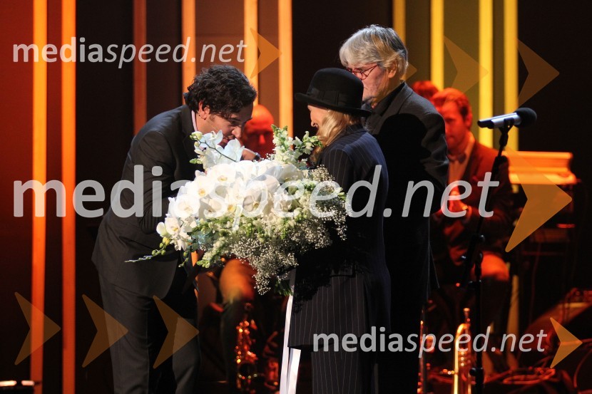 Gašper Tič, igralec; Olga Kacjan, igralka in dobitnica Borštnikovega prstana  2013; Ivo Svetina, pisatelj48. Borštnikovo srečanje, zaključek in podelitev Borštnikovega prstana