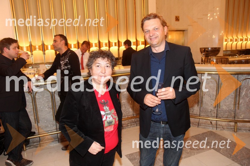 Dragica Petrovič, televizijska režiserka in producentka; Marko Japelj, scenograf48. Borštnikovo srečanje, zaključek in podelitev Borštnikovega prstana