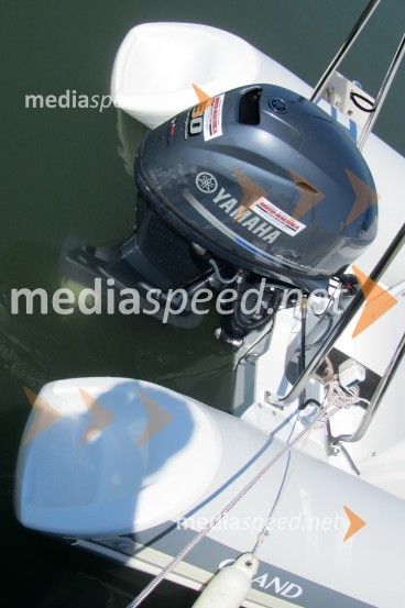 Čoln S 420 NLG 650 LF in S 420 NL, test