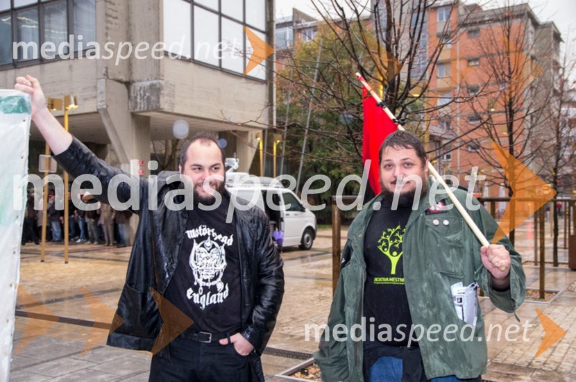 Matic Primc;&nbsp;Gregor StamejčičProtesti proti vladi v Mariboru