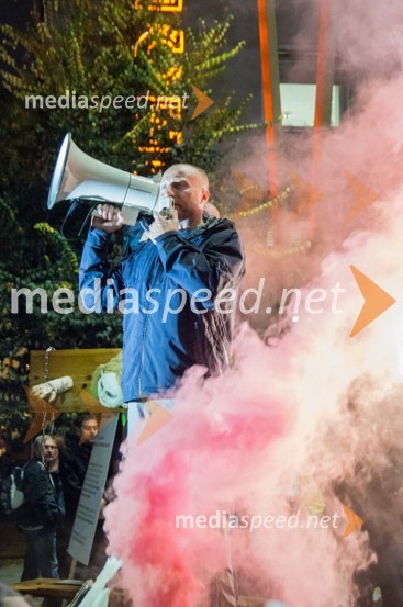 Protesti proti vladi v MariboruProtesti proti vladi v Mariboru
