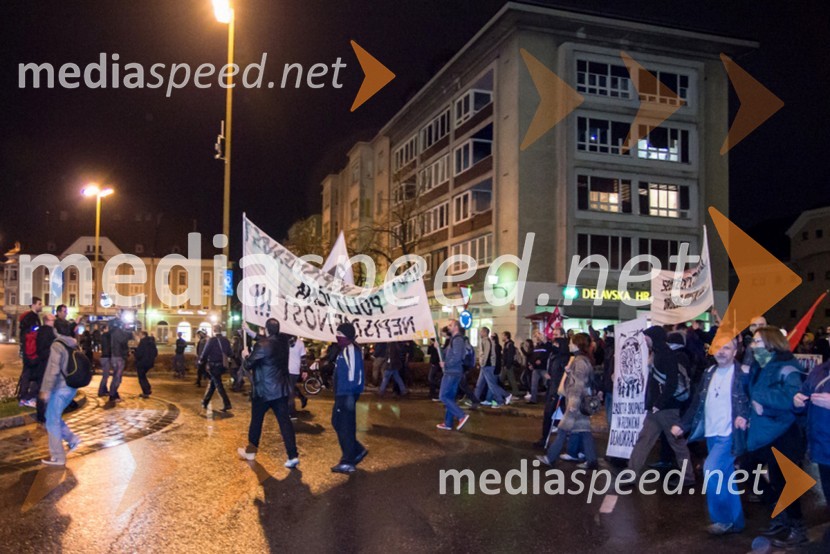 Zapora Starega mostuProtesti proti vladi v Mariboru