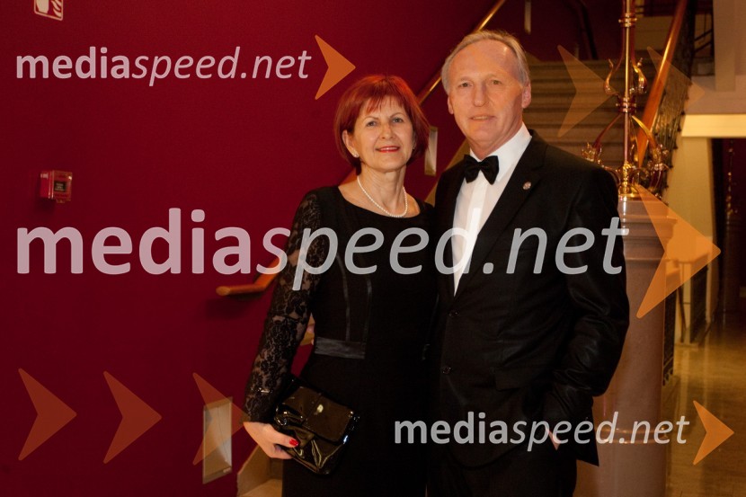 Sonja; Otmar Zorn, Iskra Zaščite in guverner Rotary distrikta 1910 (33. mesto na lestvici najbogatejših Slovencev)Najbogatejši Slovenci 2013 po lestvici Manager